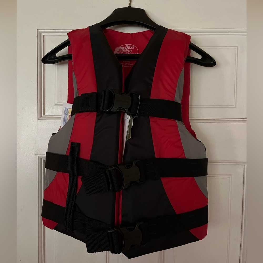 Bass Pro Shops Adult Size XS Recreational Vest